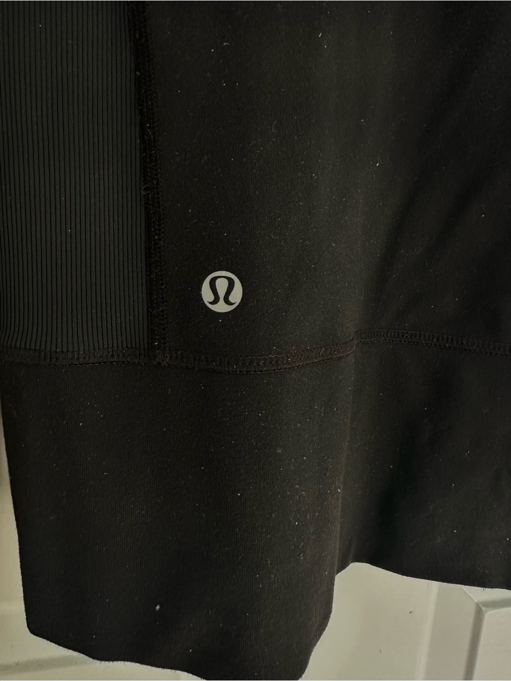 Lululemon Black Women's Zip-Up Hooded Jacket - Picture 3 of 4